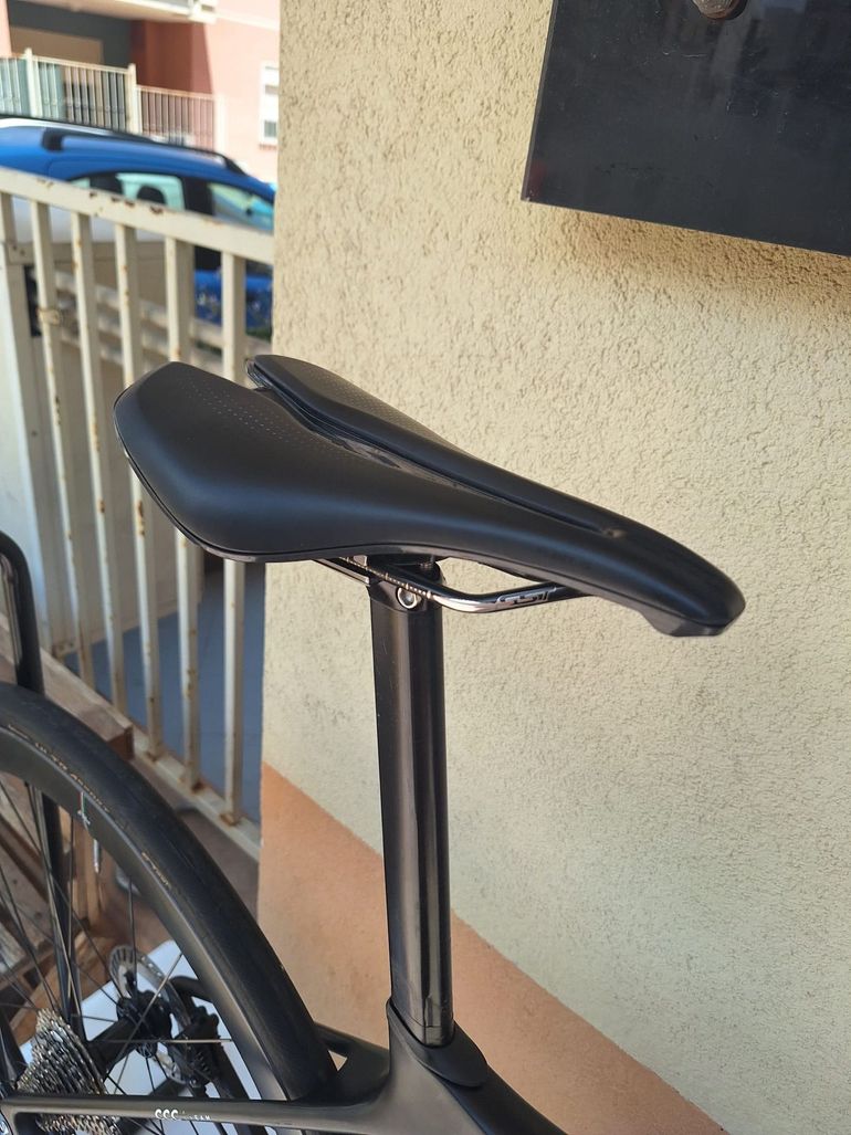Used Giant TCR Advanced Pro Team Disc 2021 2021 Road & Gravel, Black — image 6 of 24