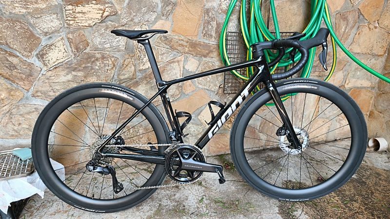 Used Giant TCR Advanced Pro 0 KOM 2026 2026 Road & Gravel