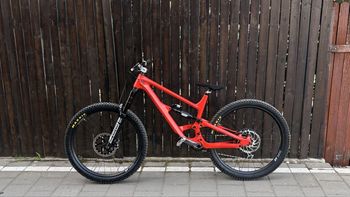 Used YT Capra Core 3 2024 2024 Mountainbike, Red — image 4 of 12