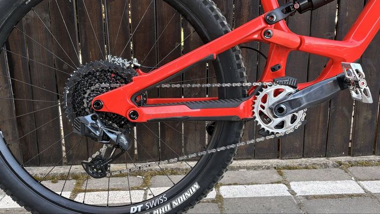 Used YT Capra Core 3 2024 2024 Mountainbike, Red — image 5 of 12
