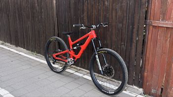 Used YT Capra Core 3 2024 2024 Mountainbike, Red — image 2 of 12