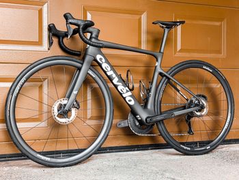 Cervélo Caledonia-5 Ultegra Di2 2023 2023 Road & Gravel d'occasion — image 4 sur 20