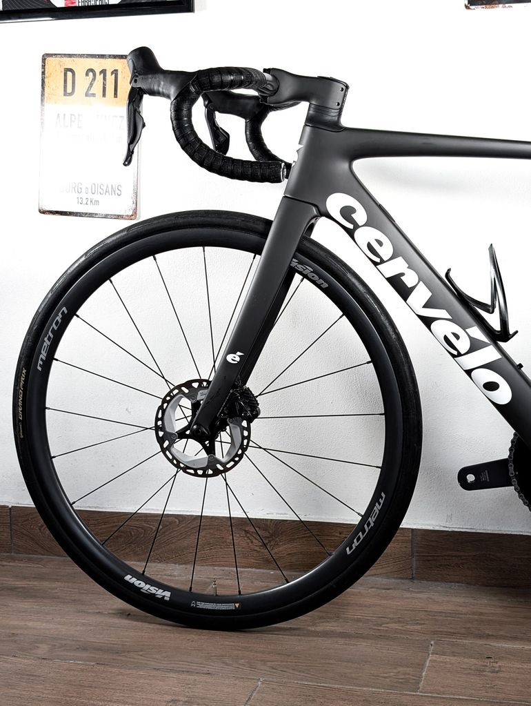 Cervélo Caledonia-5 Ultegra Di2 2023 2023 Road & Gravel d'occasion — image 7 sur 20