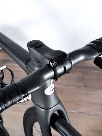 Cervélo Caledonia-5 Ultegra Di2 2023 2023 Road & Gravel d'occasion — image 14 sur 20