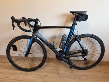 Used Giant Propel Advanced 1 2017 2017 Road & Gravel, Black — image 2 of 11