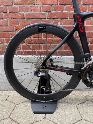 Used Pinarello Dogma Shimano 105 Di2 2024 Road & Gravel, Black — image 2 of 14