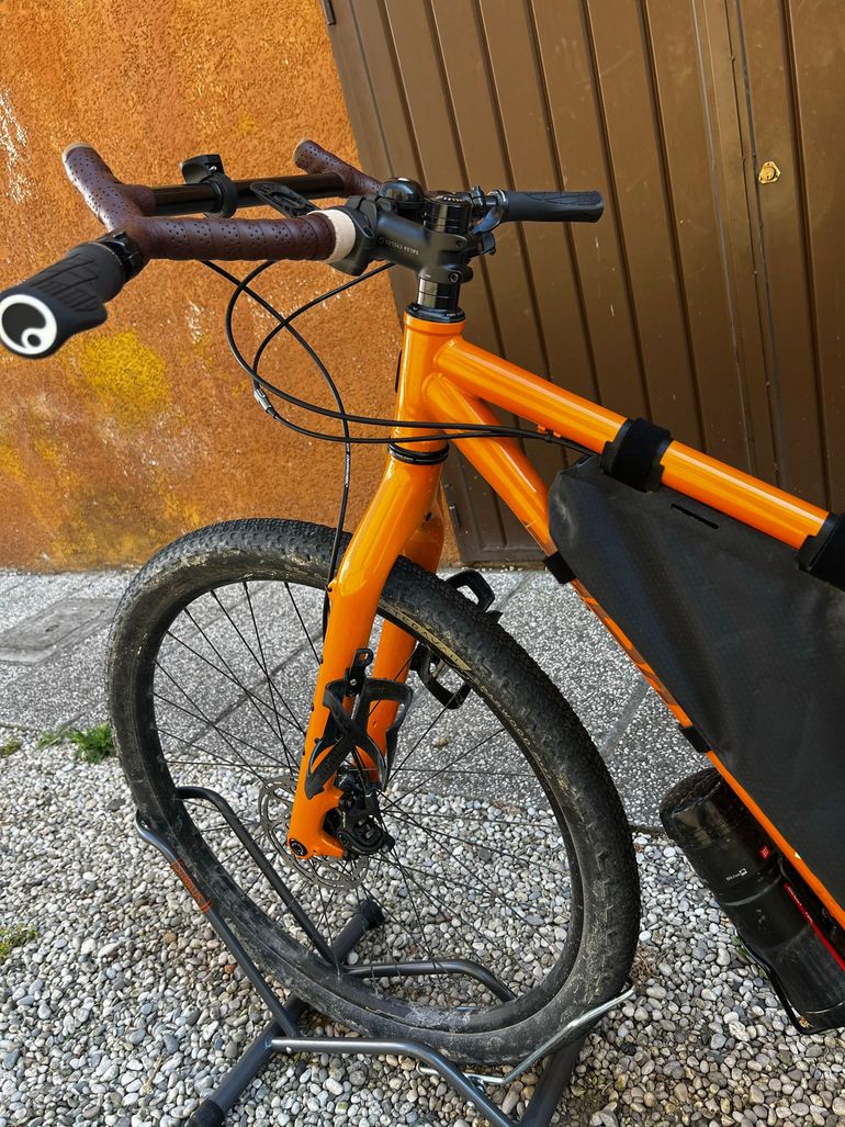 Used Salsa Fargo Apex 1 2024 2024 Road & Gravel, Orange — image 5 of 7