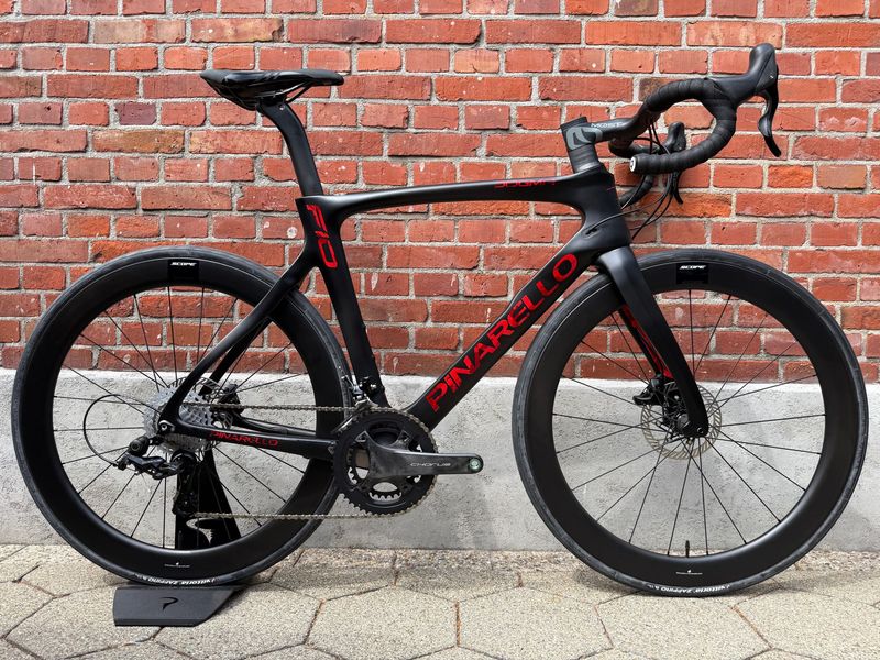 Used Pinarello Dogma Campagnolo Chorus 2024 Road & Gravel