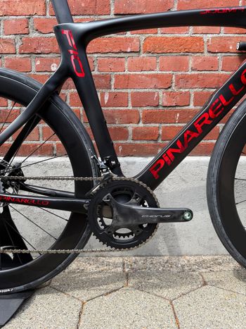 Used Pinarello Dogma Campagnolo Chorus 2024 Road & Gravel, Black — image 3 of 13