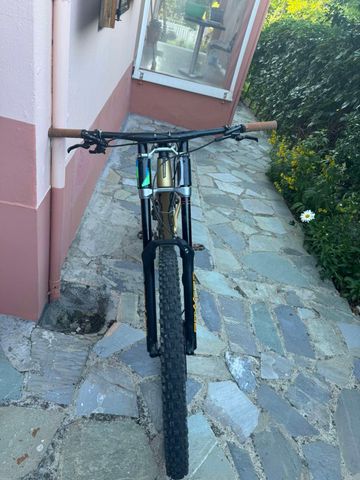 Brugt Orbea RALLON M-TEAM 2023 2023 Mountainbike — billede 3 af 5