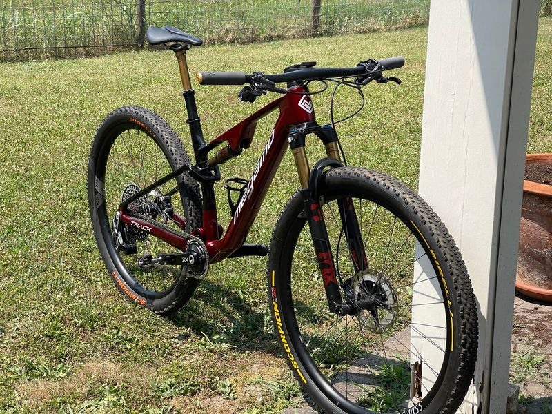Used Megamo Custom SRAM XX 2024 Mountainbike, Red — image 4 of 7