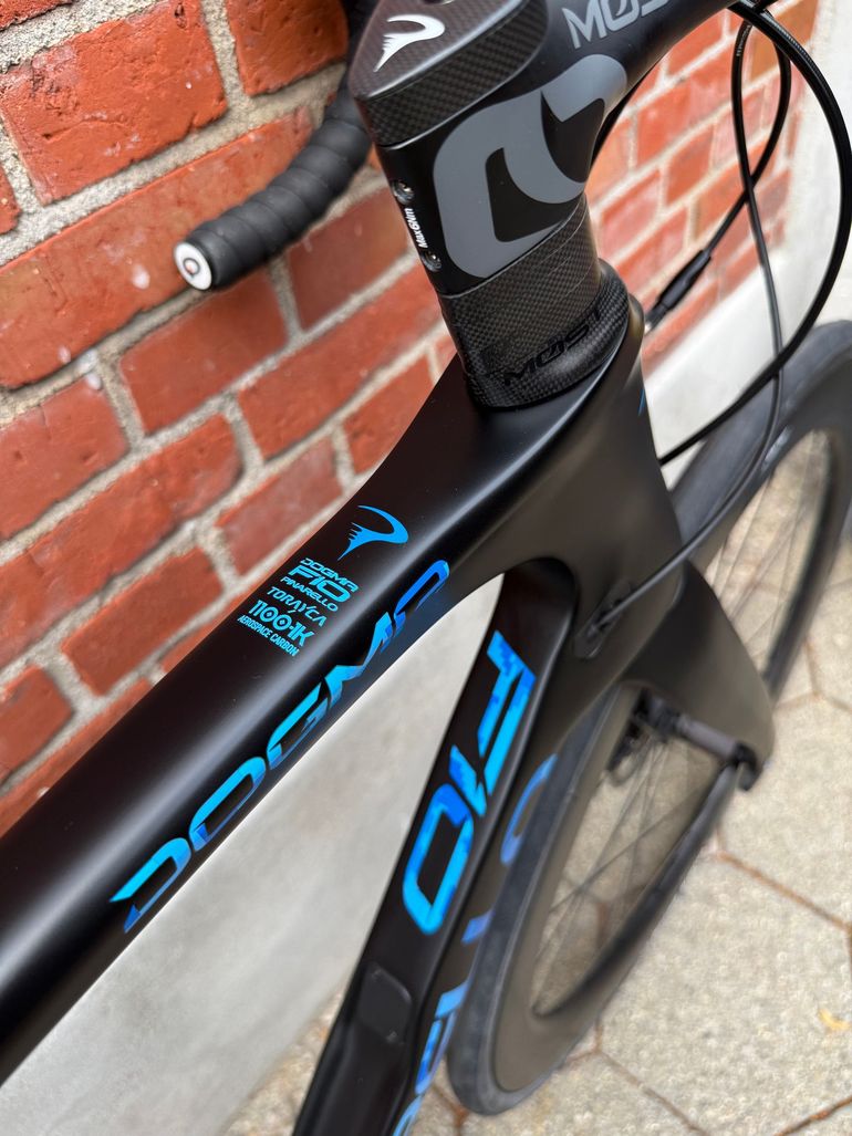 Used Pinarello Dogma Campagnolo Chorus 2024 Road & Gravel, Black — image 8 of 14