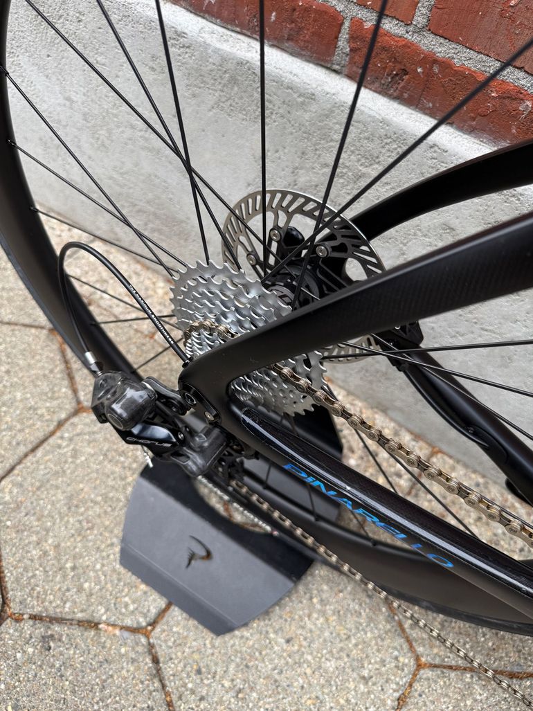 Used Pinarello Dogma Campagnolo Chorus 2024 Road & Gravel, Black — image 10 of 14