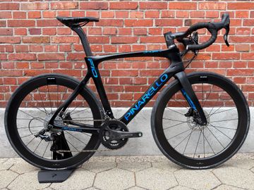 Pinarello Dogma Campagnolo Chorus 2024 Road & Gravel usato