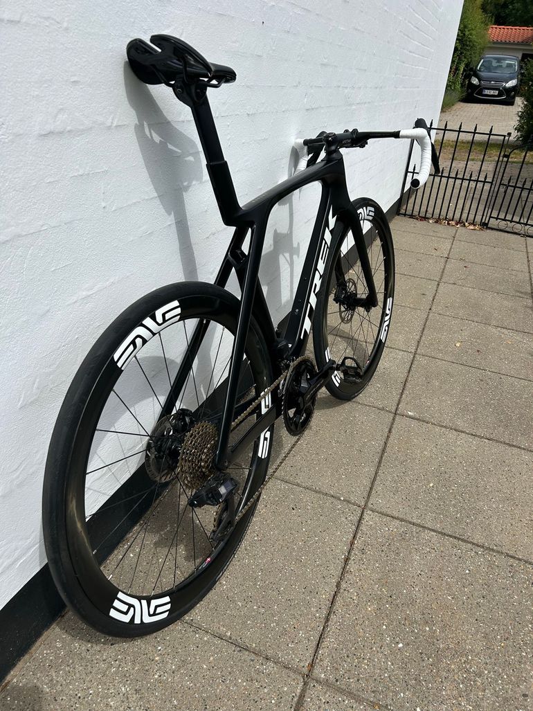 Použité Trek Madone Other 2024 Road & Gravel — obrázek 2 z 7
