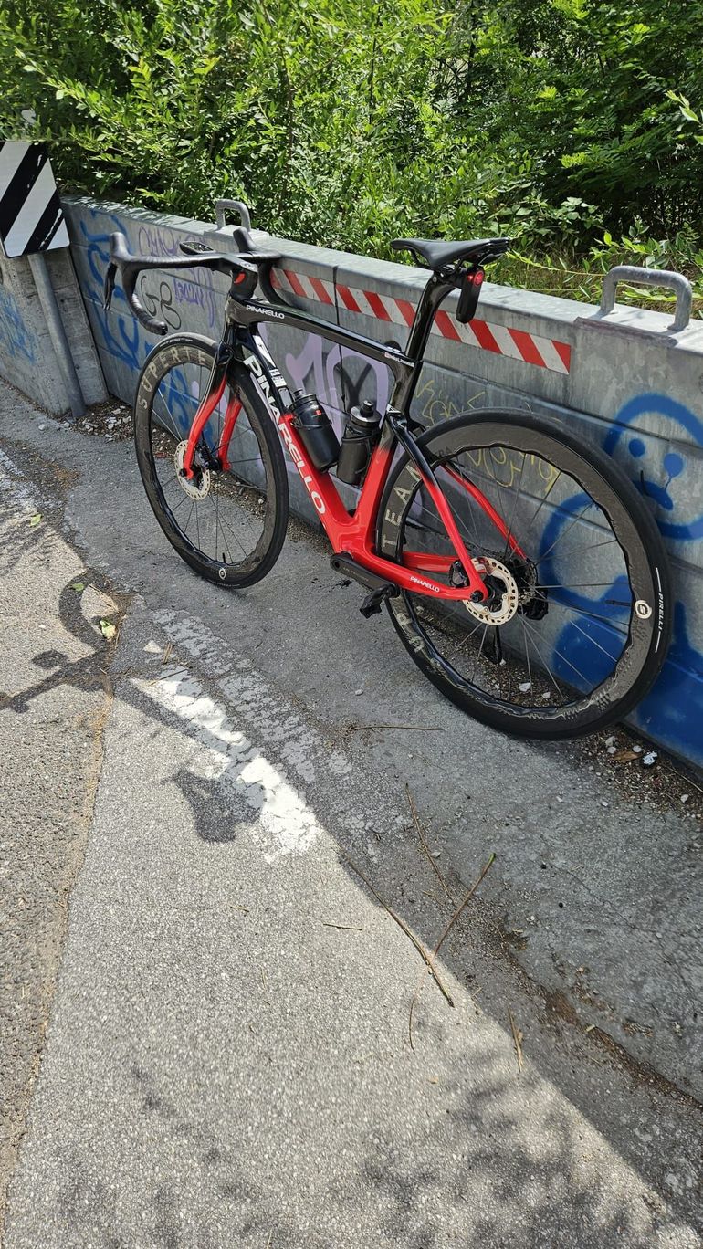 Used Pinarello F7 ULTEGRA Di2 2024 2024 Road & Gravel, Red — image 4 of 4