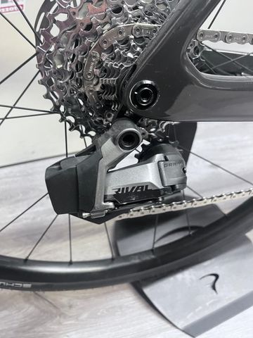 Gebrauchtes Scott Addict eRIDE SRAM Rival eTap AXS 2023 Road & Gravel, Schwarz — Bild 12 von 13