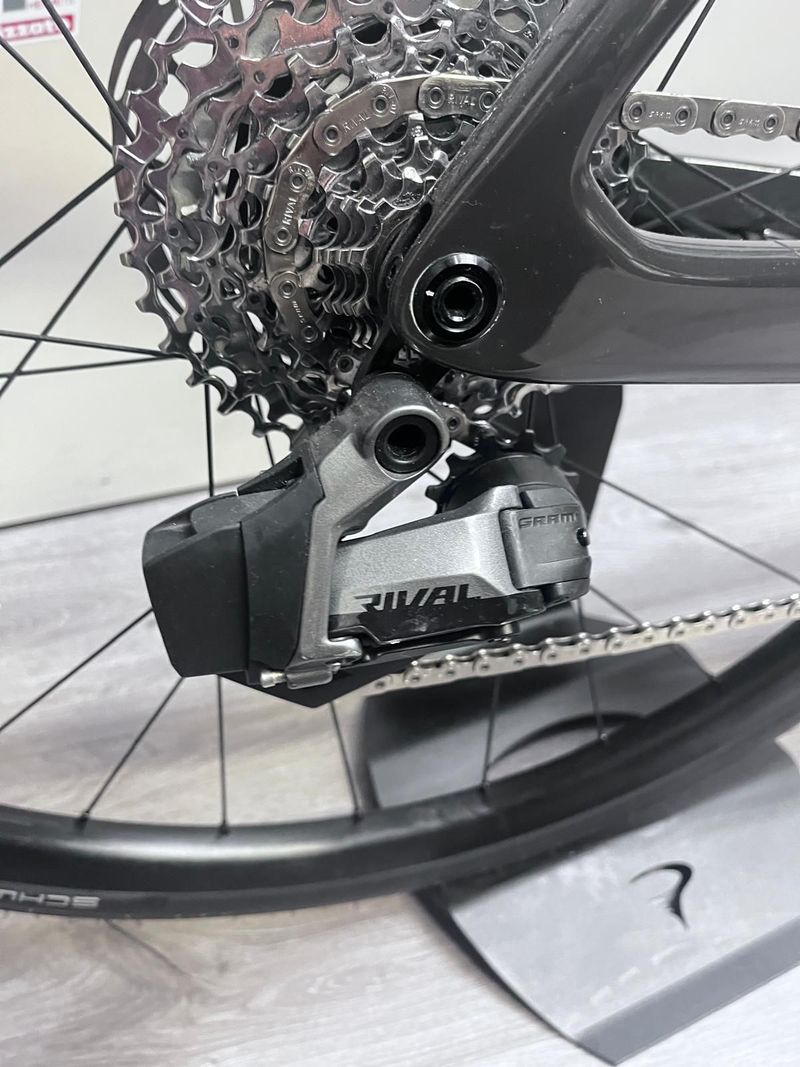 Gebrauchtes Scott Addict eRIDE SRAM Rival eTap AXS 2023 Road & Gravel, Schwarz — Bild 12 von 13