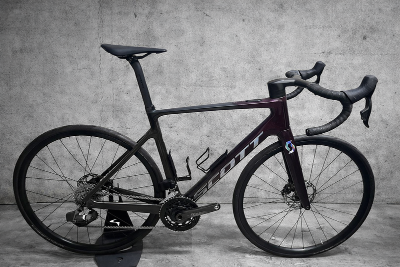Gebrauchtes Scott Addict eRIDE SRAM Rival eTap AXS 2023 Road & Gravel, Schwarz — Bild 1 von 13
