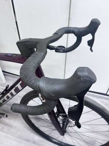 Used Scott Addict eRIDE SRAM Rival eTap AXS 2023 Road & Gravel, Black — image 8 of 13