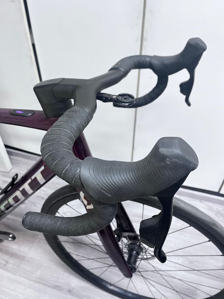 Used Scott Addict eRIDE SRAM Rival eTap AXS 2023 Road & Gravel, Black — image 8 of 13