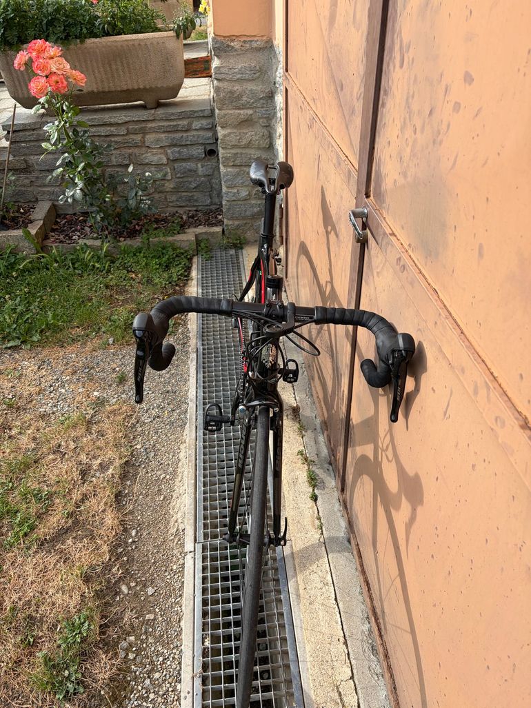 Used Bianchi Via Nirone 7 105 2020 2020 Road & Gravel, Red — image 2 of 6