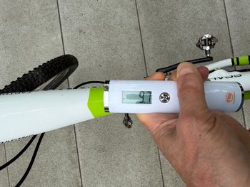 Used Cannondale 29 Carbon Team Factory Racing 2014 Mountainbike, White — image 18 of 20