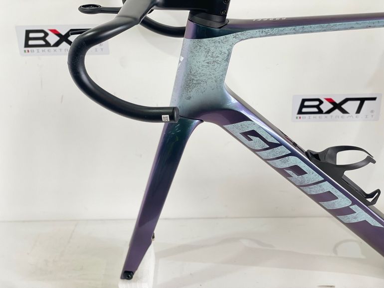 Giant Propel Advanced SL Frameset 2024 Frameset 2024 Road & Gravel d'occasion — image 2 sur 9