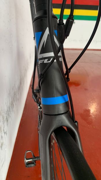 Used Fuji SL 2.1 Full Carbon Shimano Ultegra 11sp Disc - Size XL 2021 Road & Gravel, Black — image 2 of 15