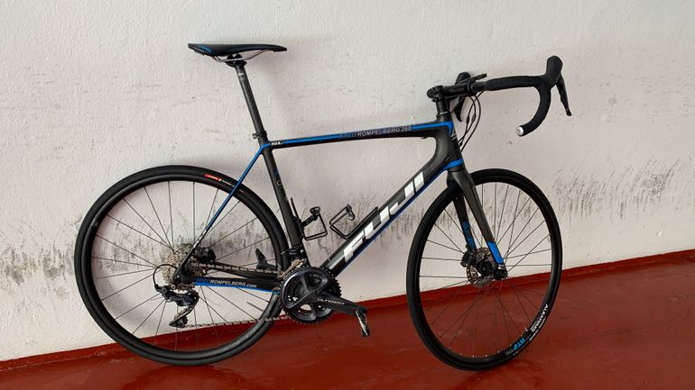 Used Fuji SL 2.1 Full Carbon Shimano Ultegra 11sp Disc - Size XL 2021 Road & Gravel, Black — image 1 of 15