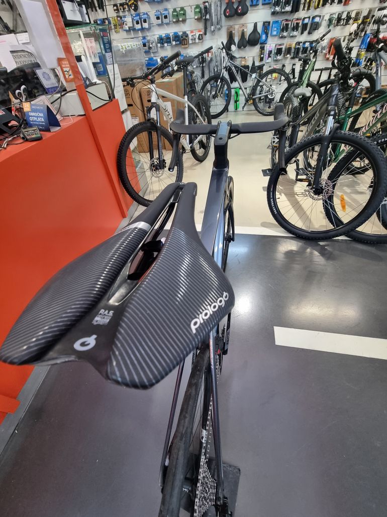 Tweedehands Lapierre Xelius DRS 6.0 AXS 2027 2027 Road & Gravel — afbeelding 5 van 5