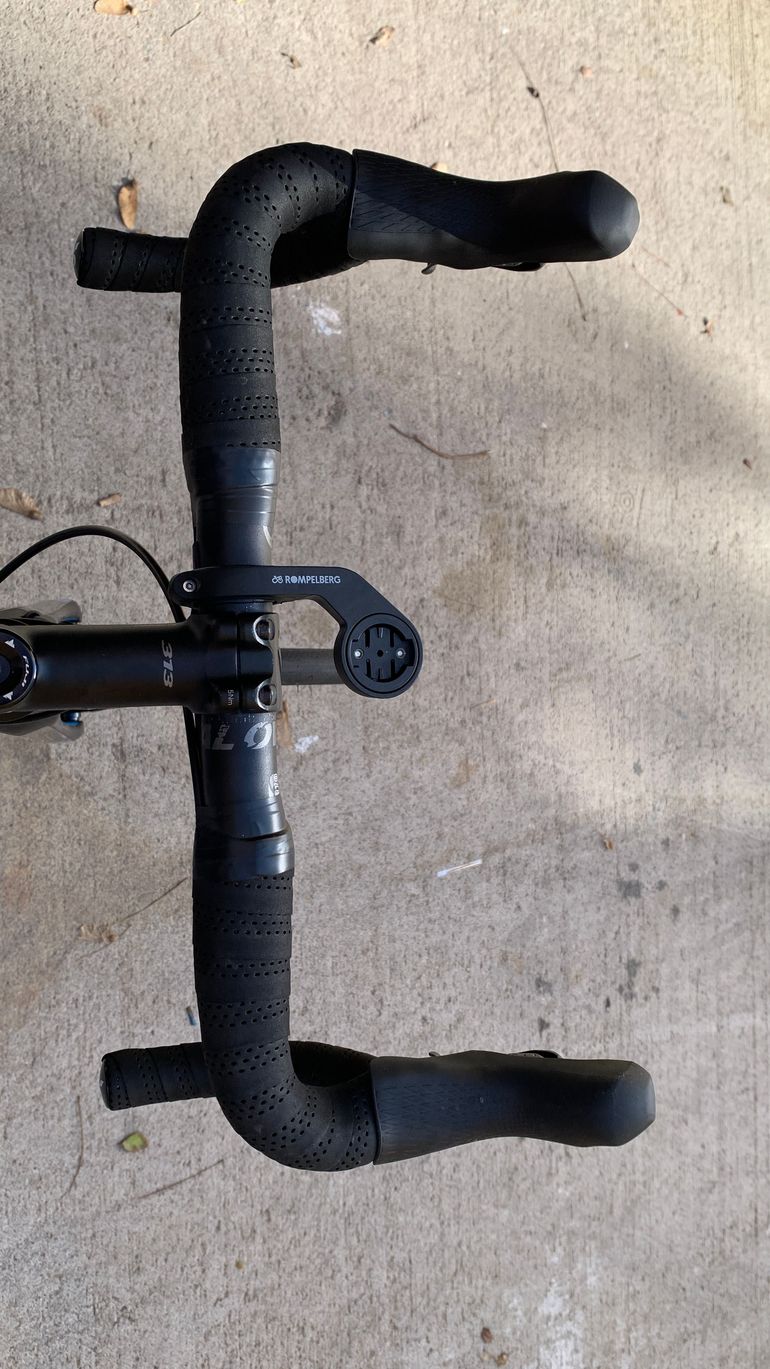 Used Fuji SL 2.1 Full Carbon Shimano Ultegra 11sp Disc - Size XL 2021 Road & Gravel, Black — image 9 of 18