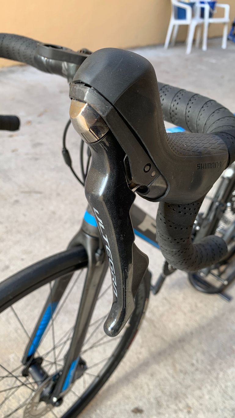 Used Fuji SL 2.1 Full Carbon Shimano Ultegra 11sp Disc - Size XL 2021 Road & Gravel, Black — image 2 of 18
