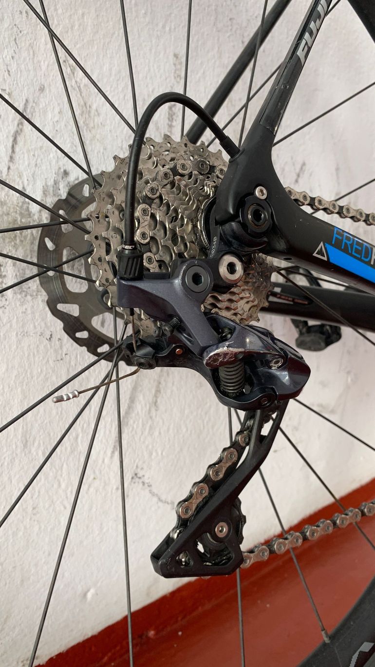Used Fuji SL 2.1 Full Carbon Shimano Ultegra 11sp Disc - Size XL 2021 Road & Gravel, Black — image 10 of 18