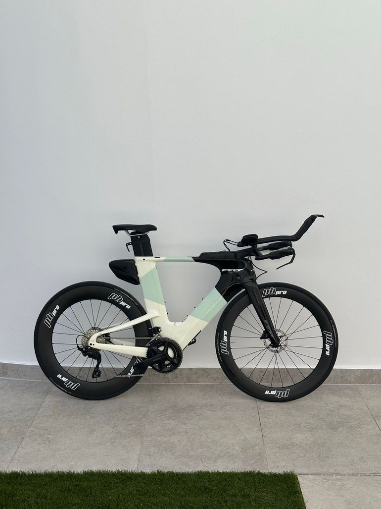 Felt IAx Advanced 105 2025 2025 Road & Gravel de segunda mano, Blanco — imagen 1 de 7