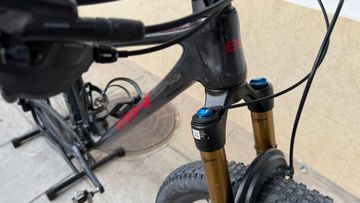 BH LYNX SLS 8.0 2024 2024 Mountainbike usato, Grigio chiaro — immagine 3 di 42