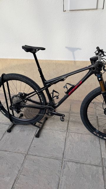 BH LYNX SLS 8.0 2024 2024 Mountainbike usato, Grigio chiaro — immagine 41 di 42