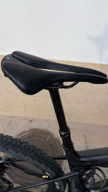 BH LYNX SLS 8.0 2024 2024 Mountainbike usato, Grigio chiaro — immagine 15 di 42