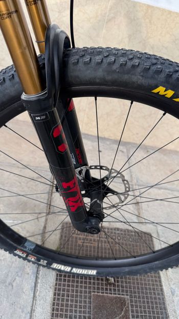 BH LYNX SLS 8.0 2024 2024 Mountainbike de segunda mano, Gris claro — imagen 40 de 42