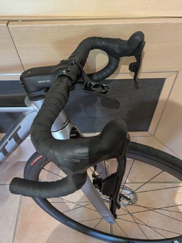 Używany Scott Speedster SRAM Red eTap 2025 Road & Gravel — zdjęcie 9 z 21