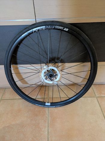 Scott Speedster SRAM Red eTap 2025 Road & Gravel d'occasion — image 15 sur 20