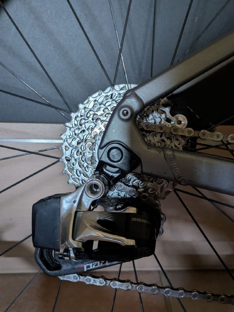 Scott Speedster SRAM Red eTap 2025 Road & Gravel d'occasion — image 4 sur 20