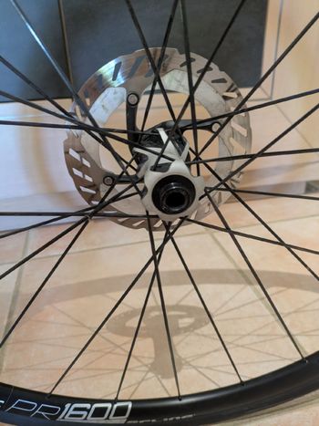 Scott Speedster SRAM Red eTap 2025 Road & Gravel d'occasion — image 7 sur 20