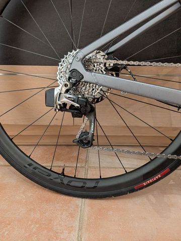 Używany Scott Speedster SRAM Red eTap 2025 Road & Gravel — zdjęcie 20 z 21