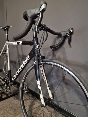 Cannondale CAAD 10 2013 Road & Gravel d'occasion — image 3 sur 7