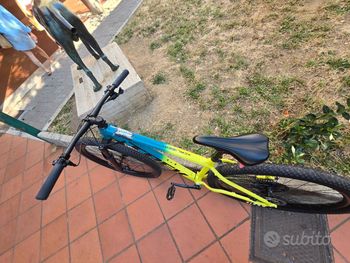 Used Trek X-Caliber 9 2021 2021 Mountainbike, Blue, 29 — image 2 of 5