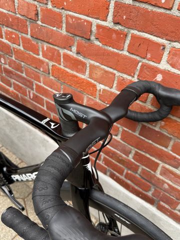Used Pinarello Dogma Shimano 105 Di2 2024 Road & Gravel, Black — image 7 of 14