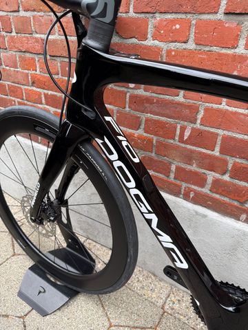 Used Pinarello Dogma Shimano 105 Di2 2024 Road & Gravel, Black — image 14 of 14
