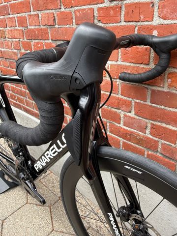 Used Pinarello Dogma Shimano 105 Di2 2024 Road & Gravel, Black — image 5 of 14