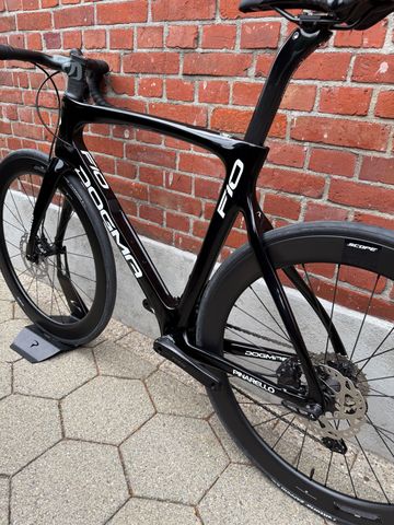 Used Pinarello Dogma Shimano 105 Di2 2024 Road & Gravel, Black — image 13 of 14